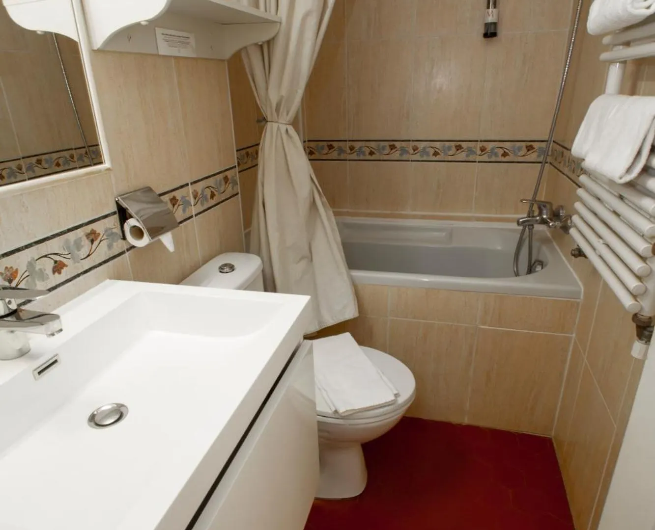 Hotel Chalet De L'Isere Cannes