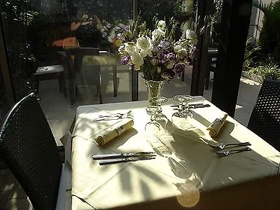 Hotel Chalet De L'Isere Cannes