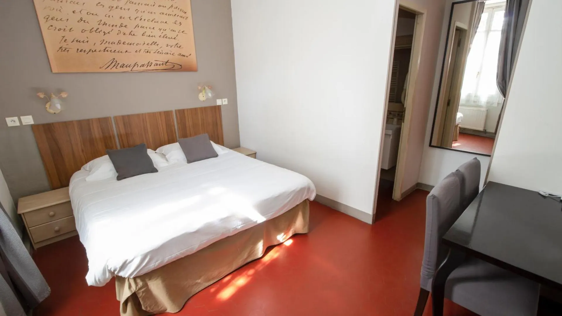 Hotel Chalet De L'Isere Cannes